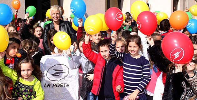 19 kg de "Pièces jaunes" collectées par La Poste à l'école élémentaire Pierre-Bariani de Calvi