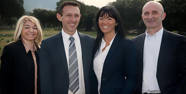 Alexandre Sarrola entouré de Delphine Orsoni et Marie Françoise Faggianelli Colonna et Dominique Vincenti