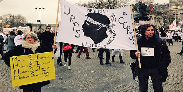Médecins en colère : Les praticiens corses manifestent à Paris
