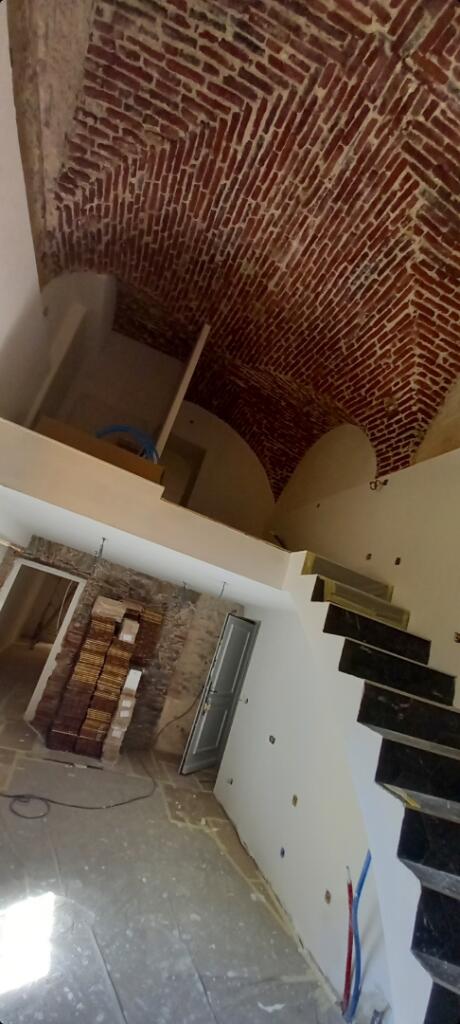 Un bien sans maître rénové à Bastia.