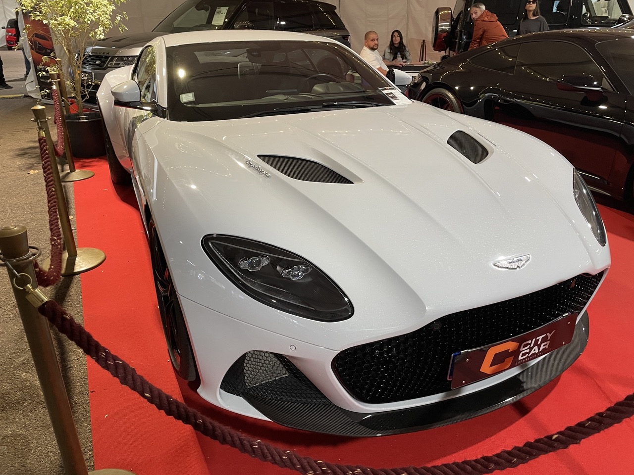 L' Aston Martin DBS Superleggera, une des pépites du salon.