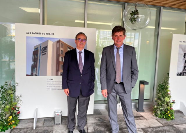 Le directeur général, Jean-Pierre Guillou, et le président de la caisse régionale, Michel Le Masson