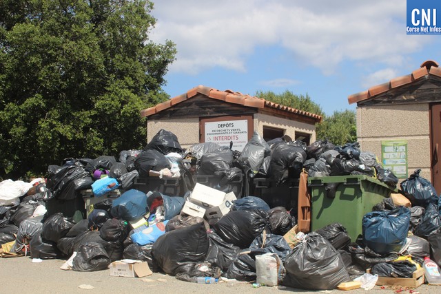 Photo illustration archives CNI