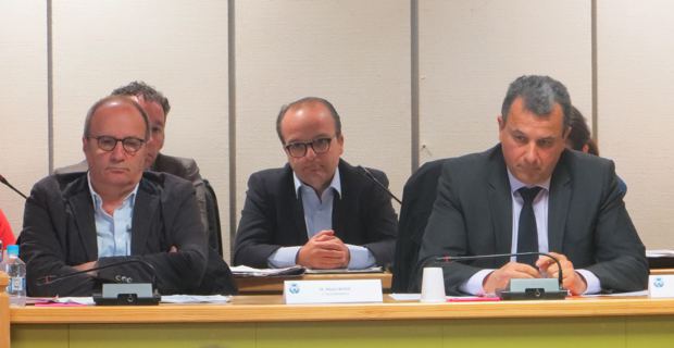 Les maires de la CAB demandent à François Tatti de démissionner !