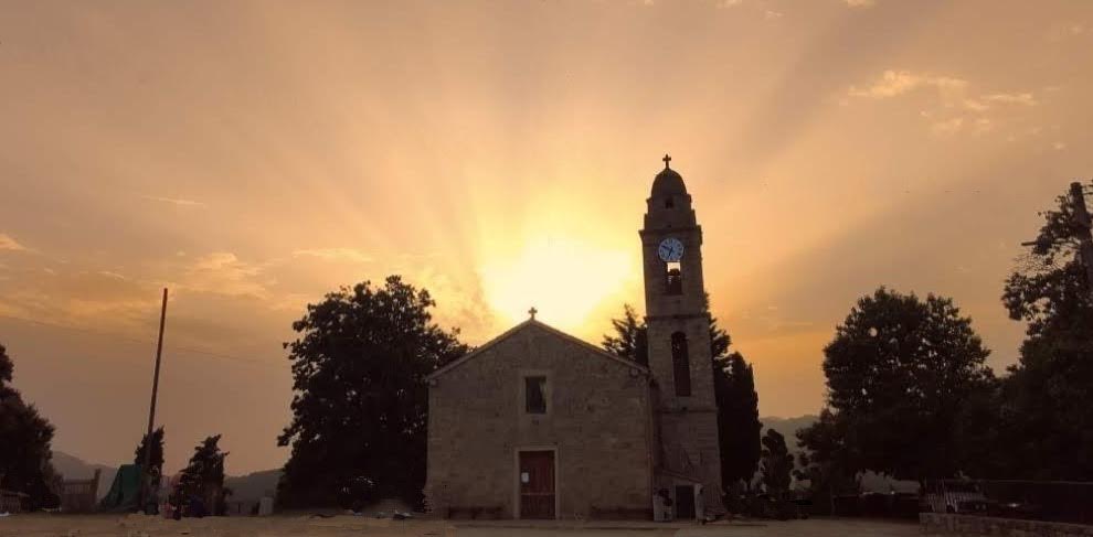 La photo du jour : "puissance" divine à Zerubia