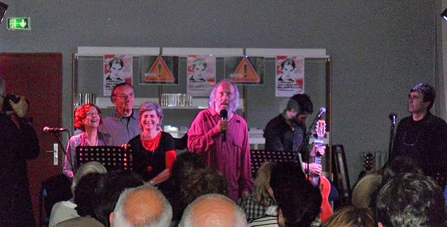 La Brigade d'Interventions Poétiques, très applaudie en fin de spectacle