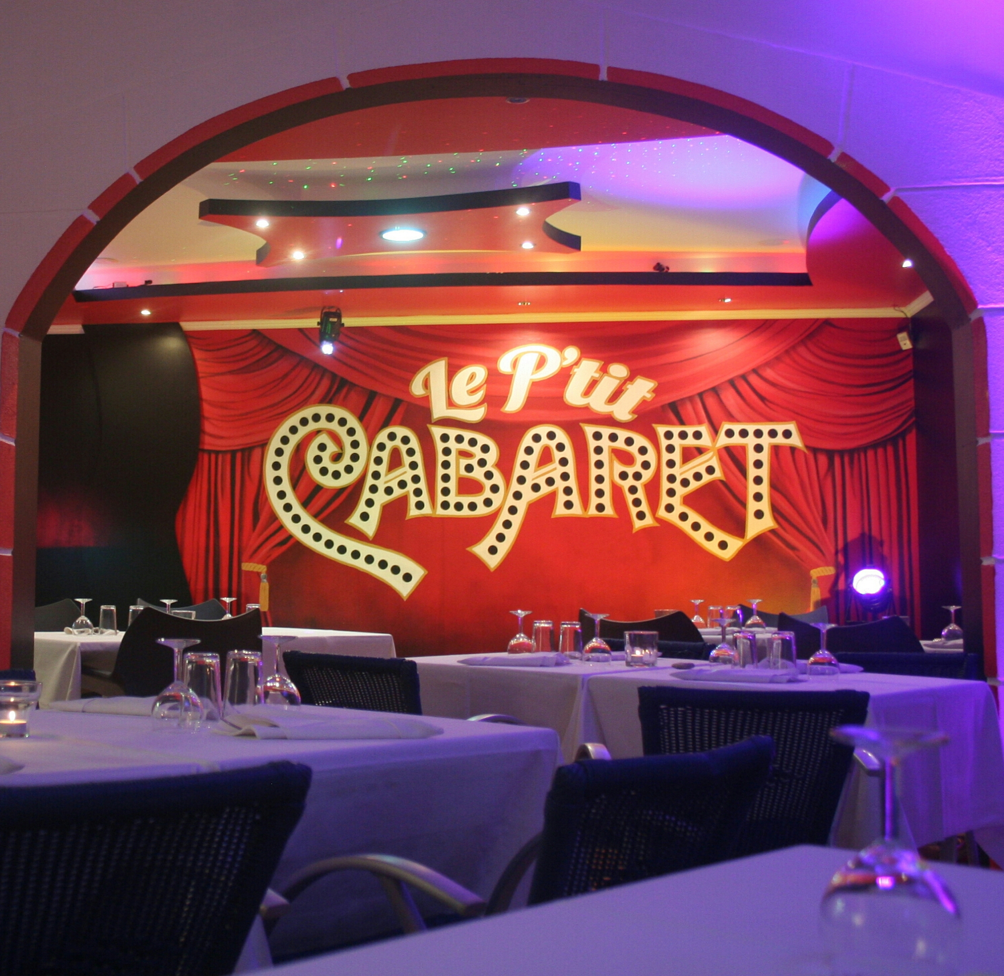 "Le P'tit Cabaret" de Porto-Vecchio : Comme un vrai cabaret parisien