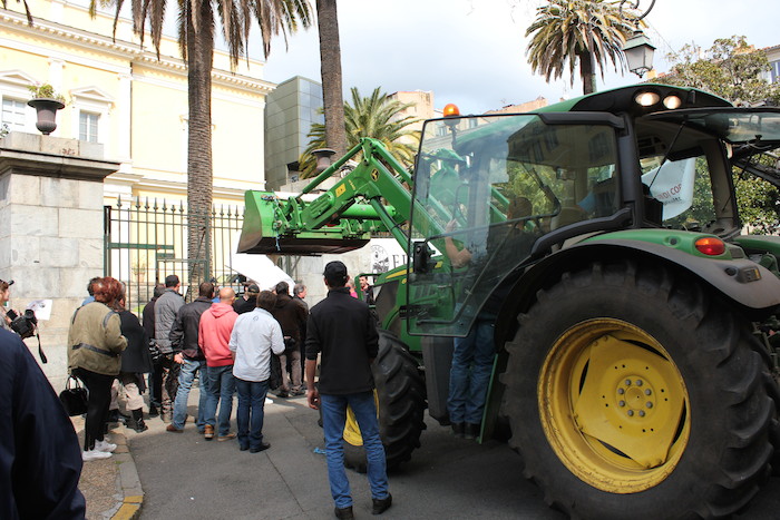 Le torchon brûle entre les agriculteurs et l’Etat : Une délégation reçue à Paris mercredi