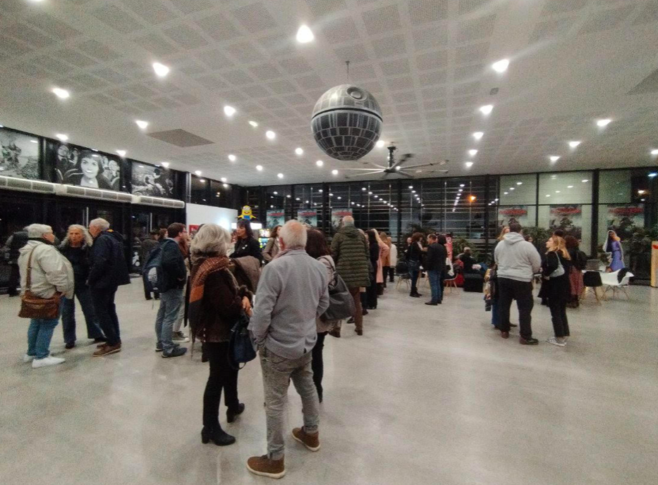 Les Requérants : Un regard sans filtre sur la précarité en Corse-du-Sud