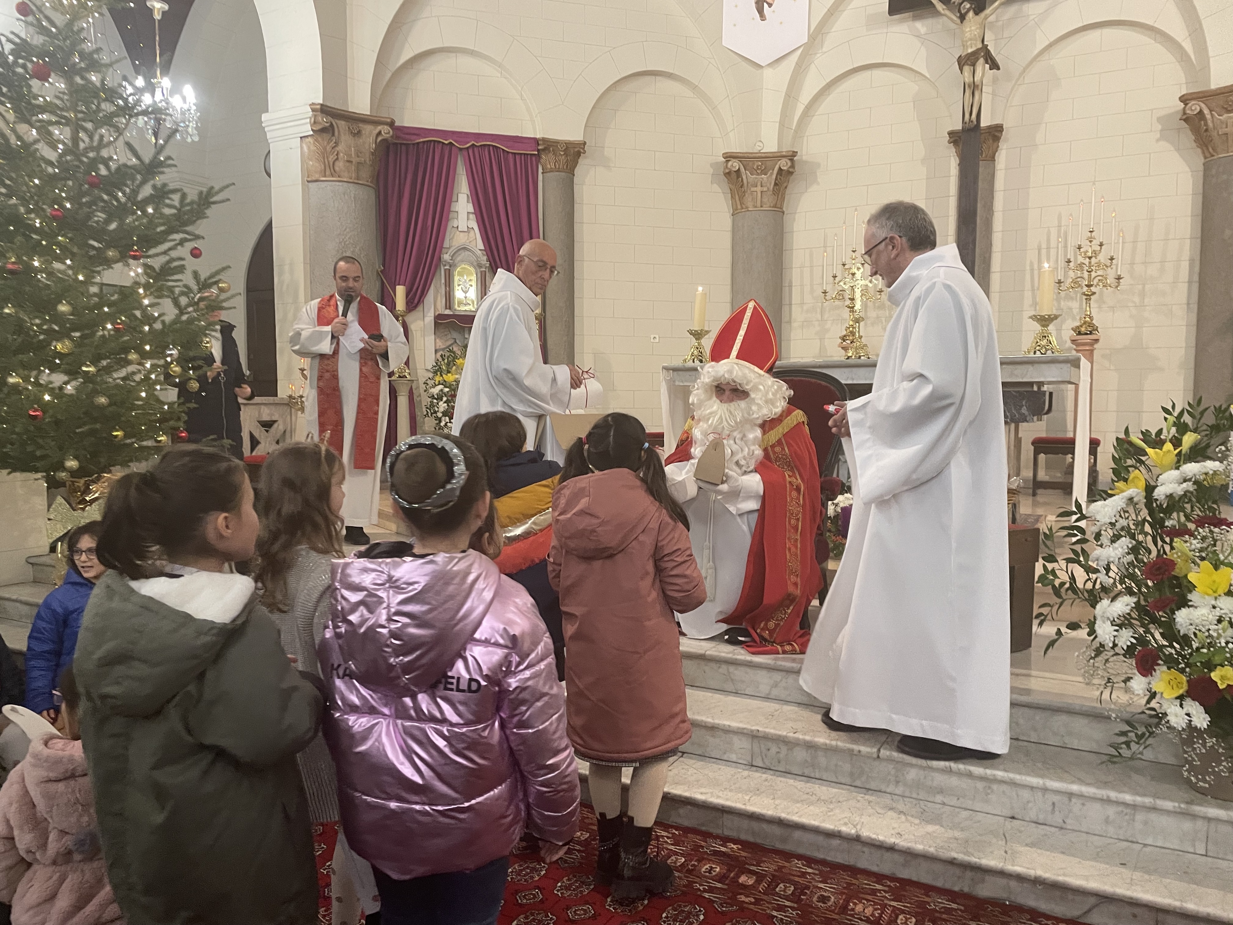  Bastia : Une Saint Nicolas très festive à Notre-Dame de Lourdes