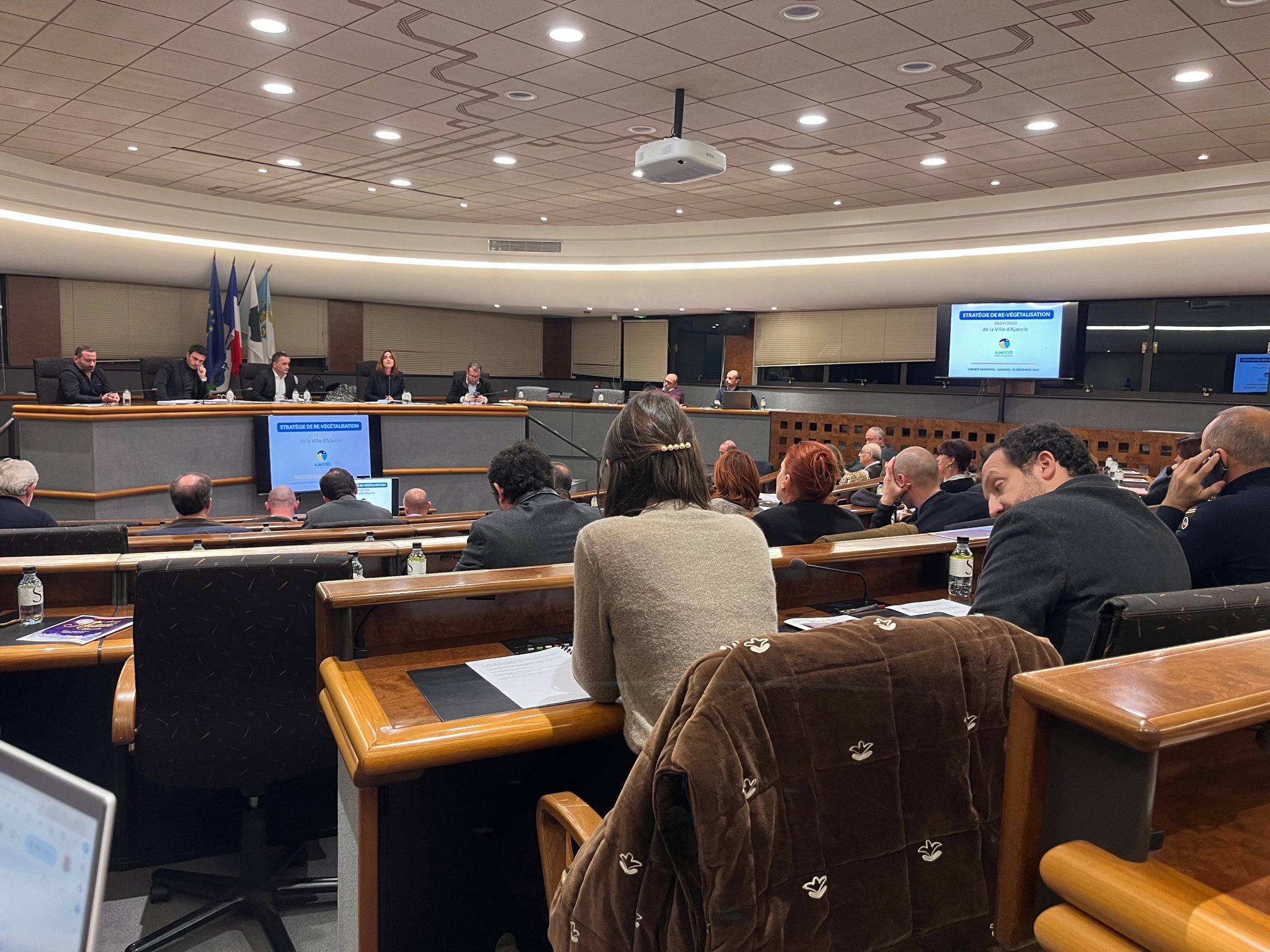 Ajaccio : La ville se végétalise pour s'adapter au réchauffement climatique