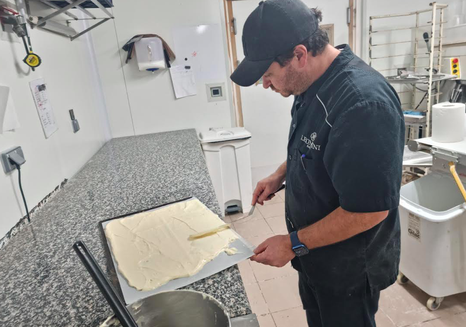 Etaler bien uniformément, y compris sur les bords