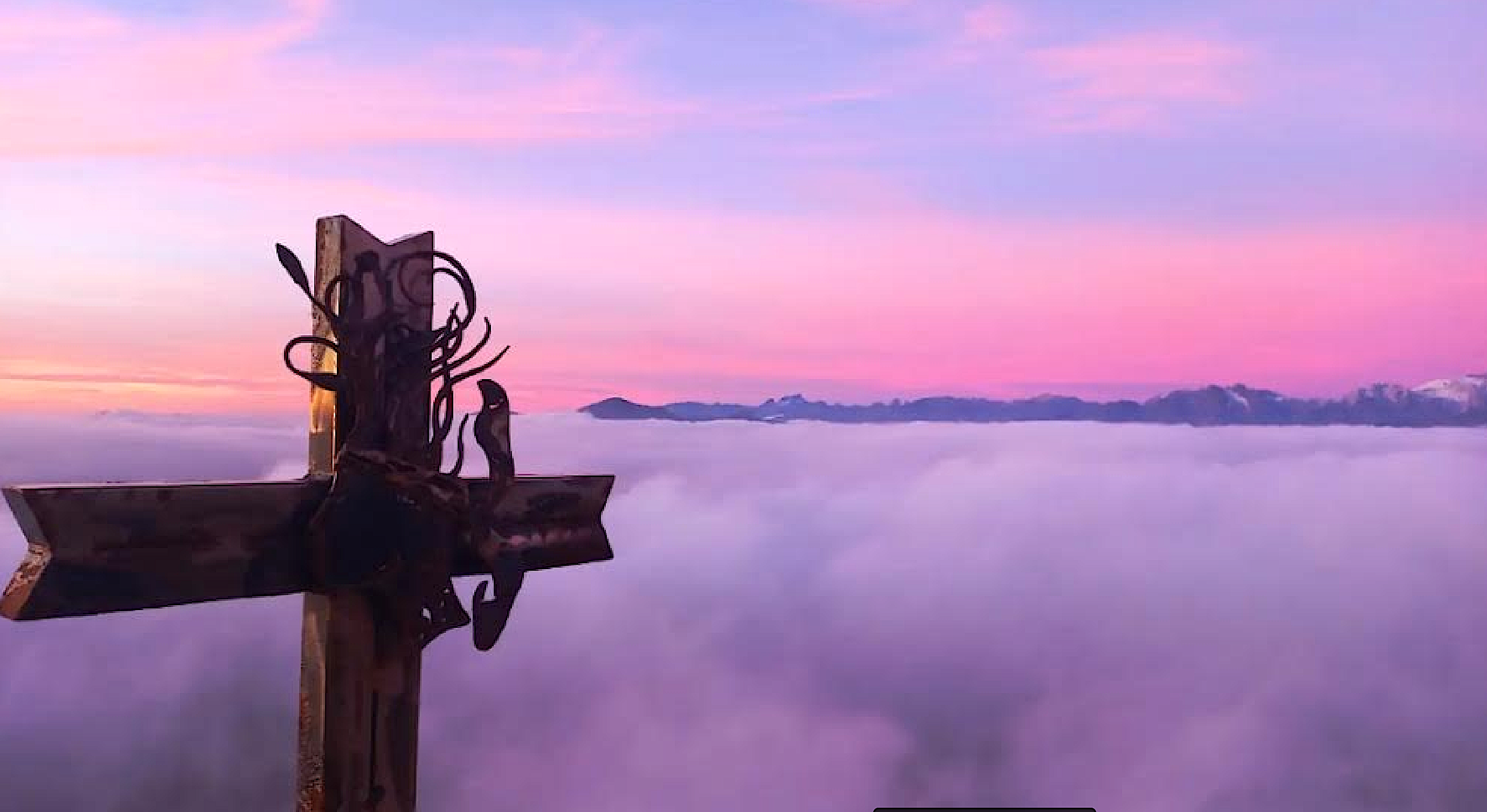 La photo du jour : Punta Caccione au-dessus des nuages