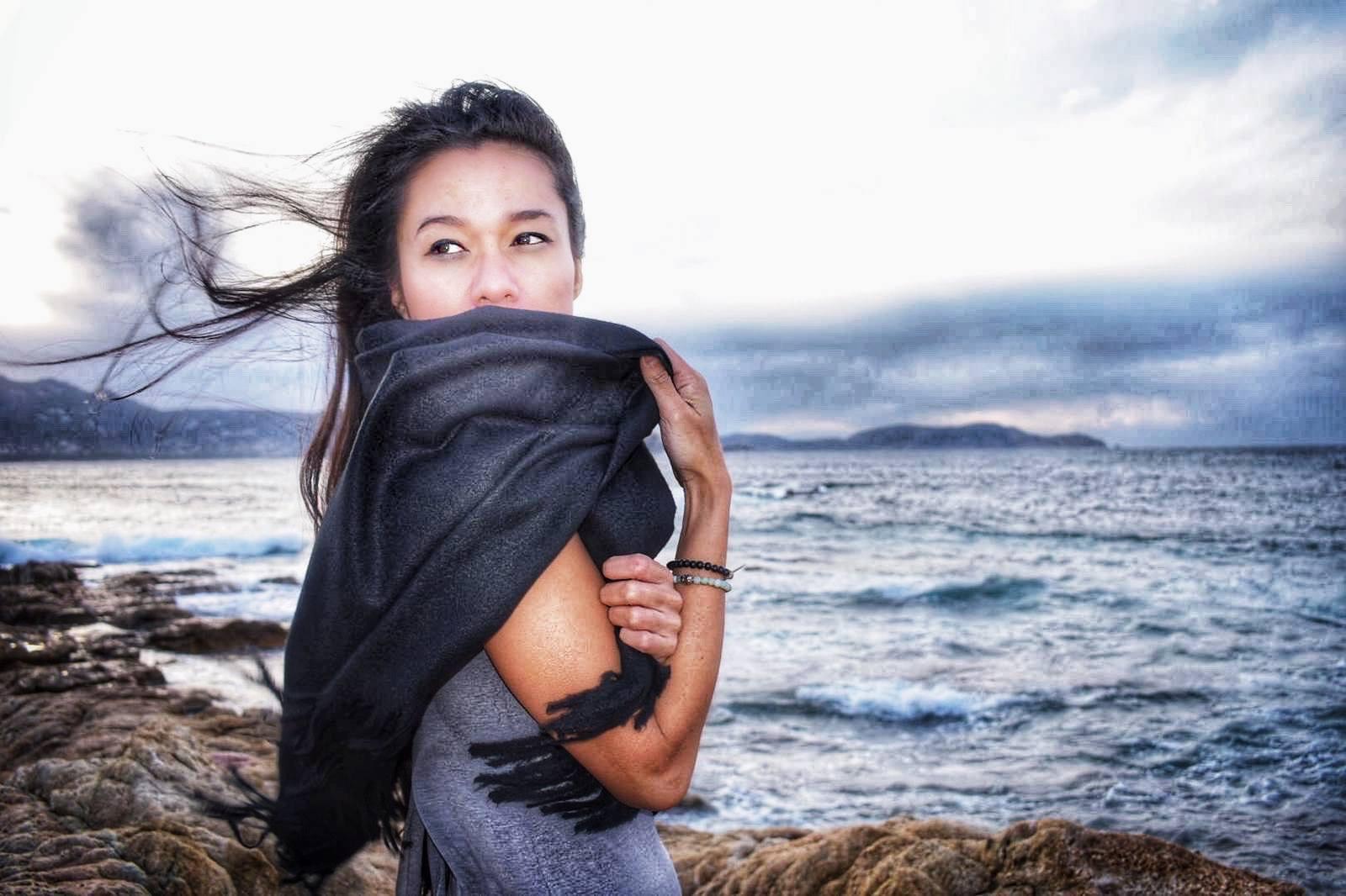 De "Doux rêves" écrits par Toni Pio pour Jesica Kaboel