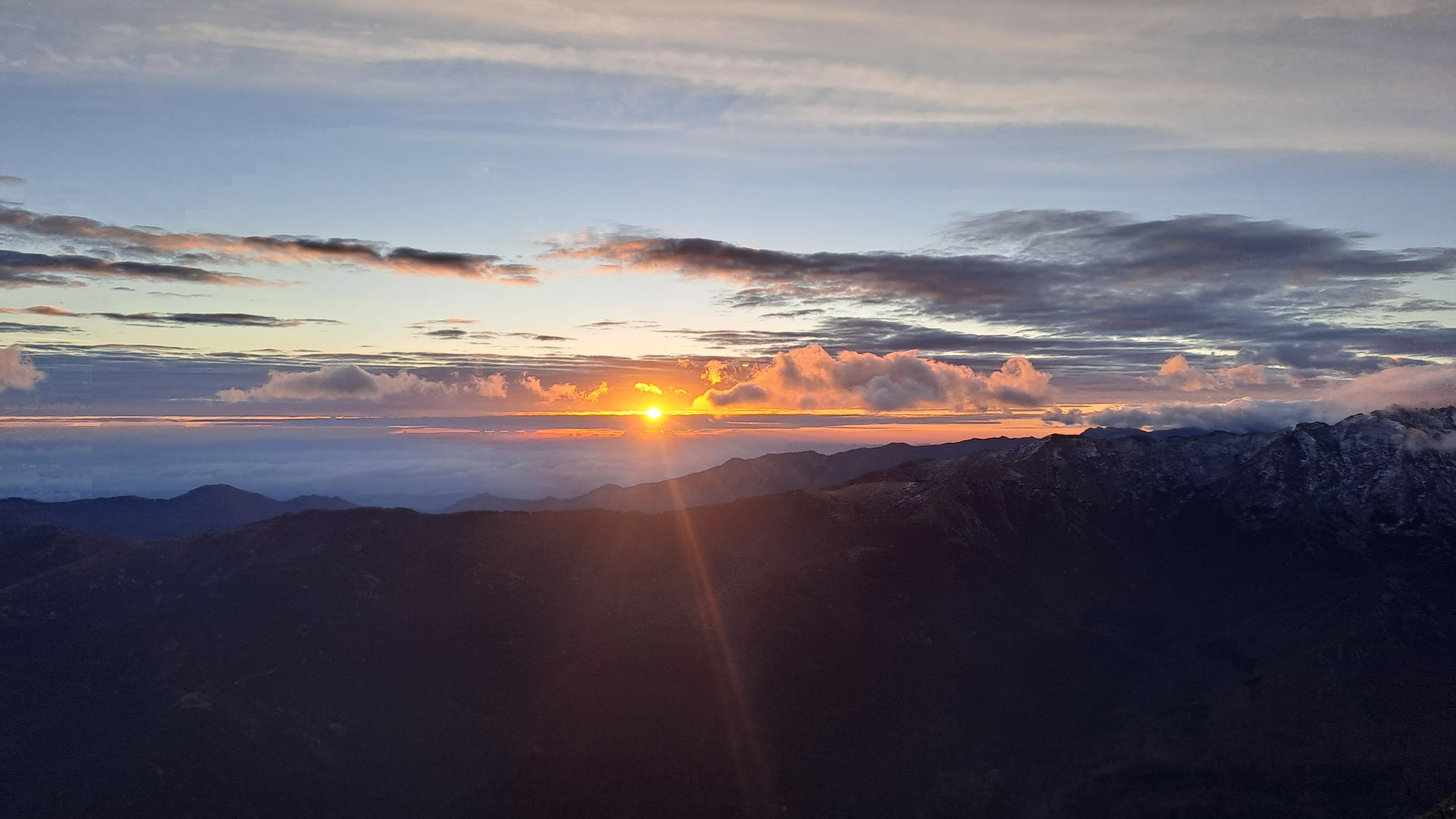 Lever de soleil vu depuis Punta Renosa (Stéphanie Samper)