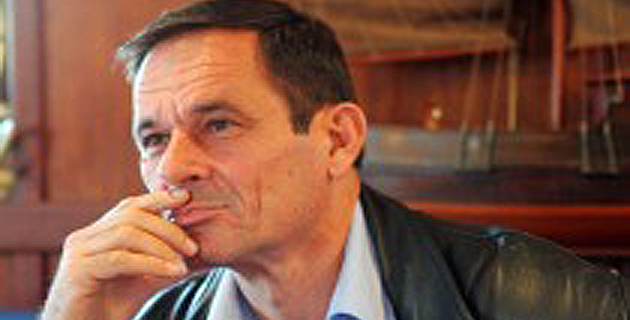 Le Goncourt de la nouvelle 2015 à Patrice Franceschi pour "Première personne du singulier"