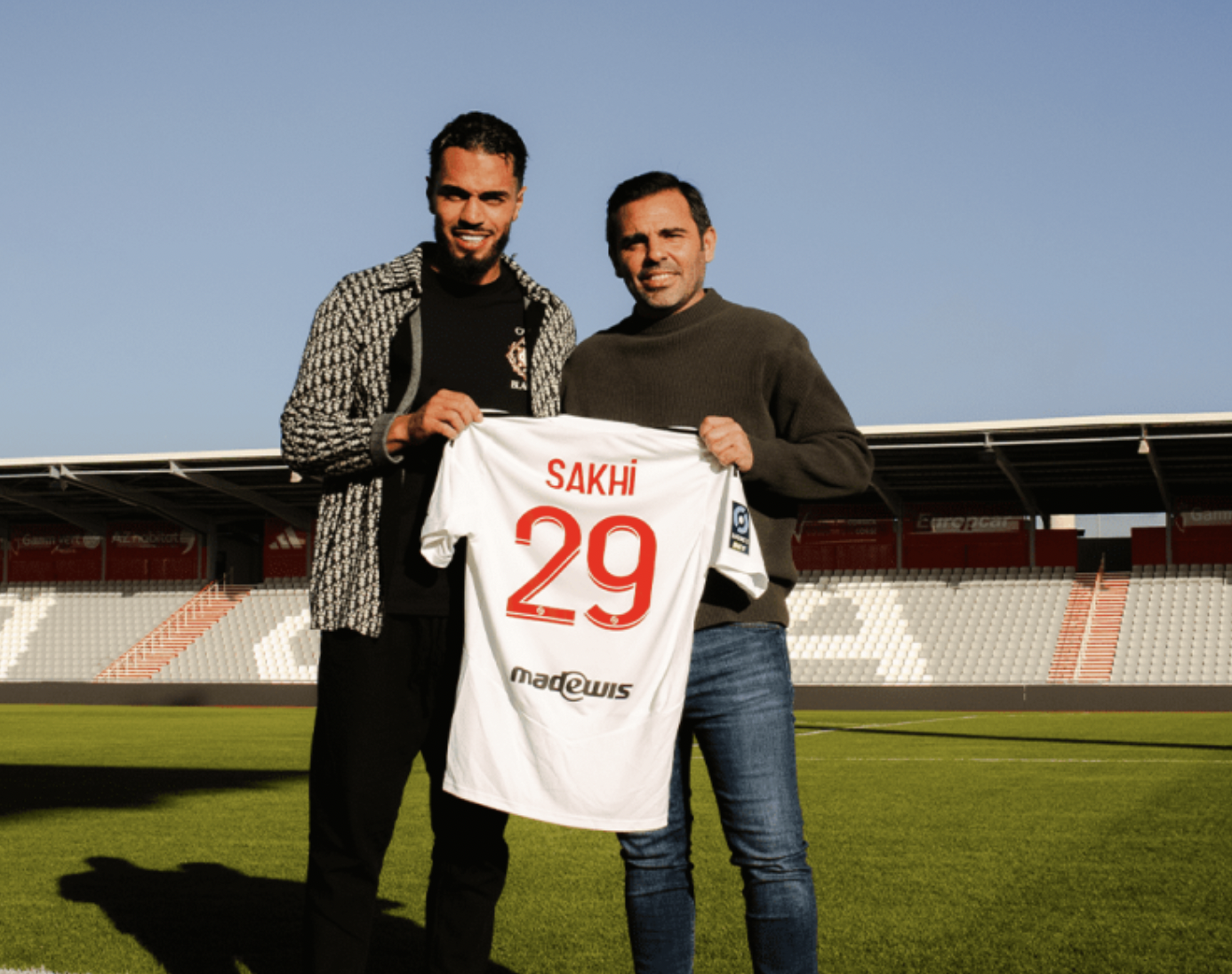 Hamza Sakhi s'est engagé ce jeudi après-midi en faveur de l'ACA (photo : Communication AC Ajaccio)