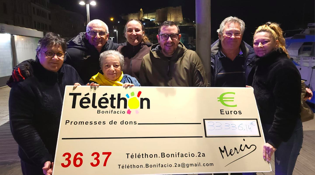 Bonifacio remet un cheque de 33 336 euros au Téléthon