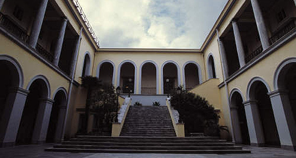 Bastia : 18 mois de prison dont 12 avec sursis et 10 ans d'interdiction de territoire pour menaces de mort