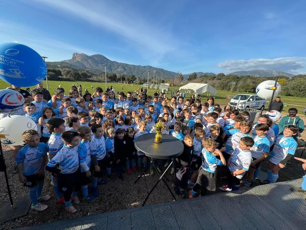 La éplique de la Coupe du Monde à Sarrola