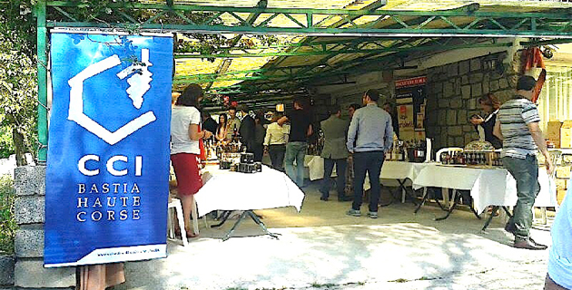 Des acheteurs autrichiens en quête d'emplettes en Corse