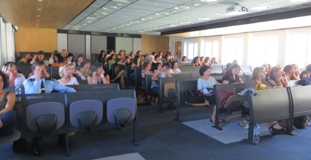 Un public composé de professionnels du champ social, médical et éducatif, des gendarmes, des conseillers de probation et d’insertion...