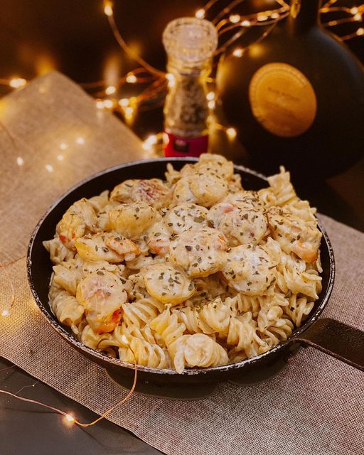 A table : tortiglioni crémeux aux noix de Saint Jacques avec #lapetitecuisinedemarie