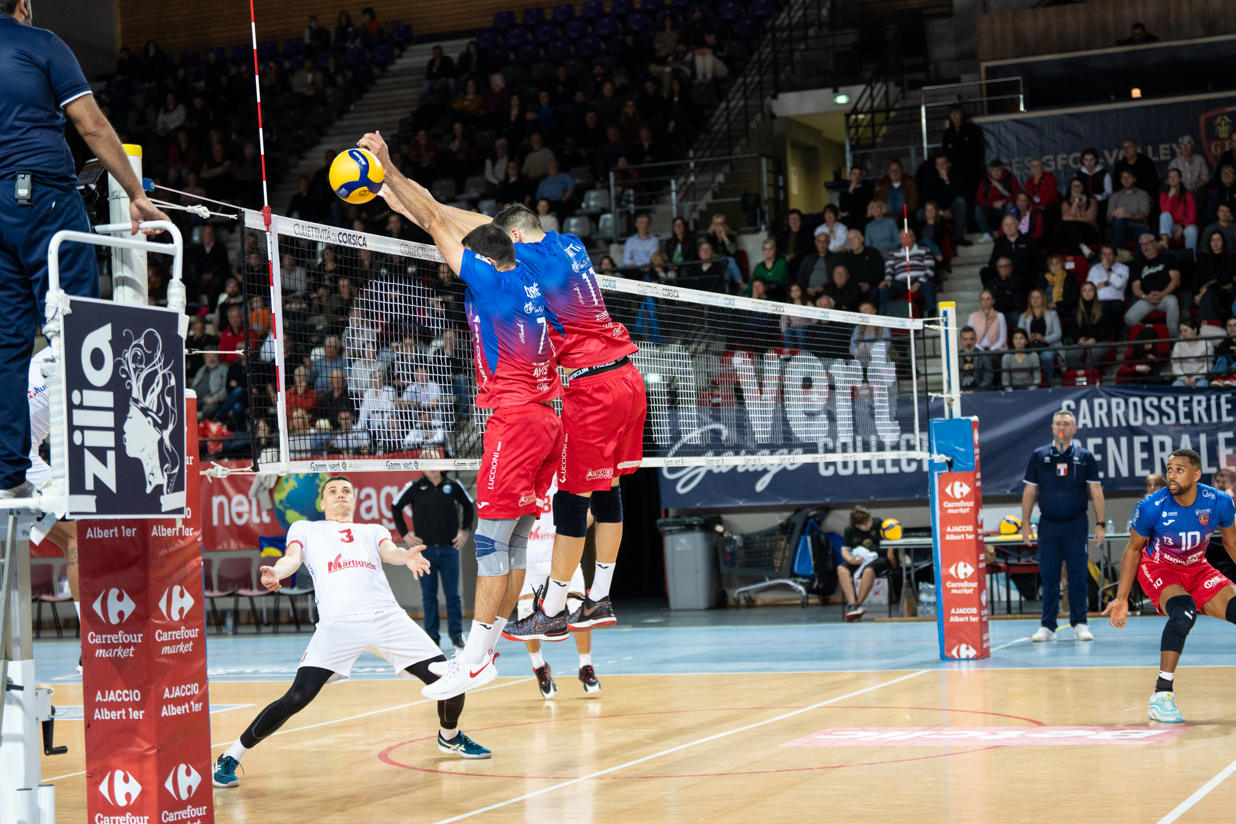 Le GFCA Volley s'est imposé 3 sets à 1 face à Martigues au Palatinu.