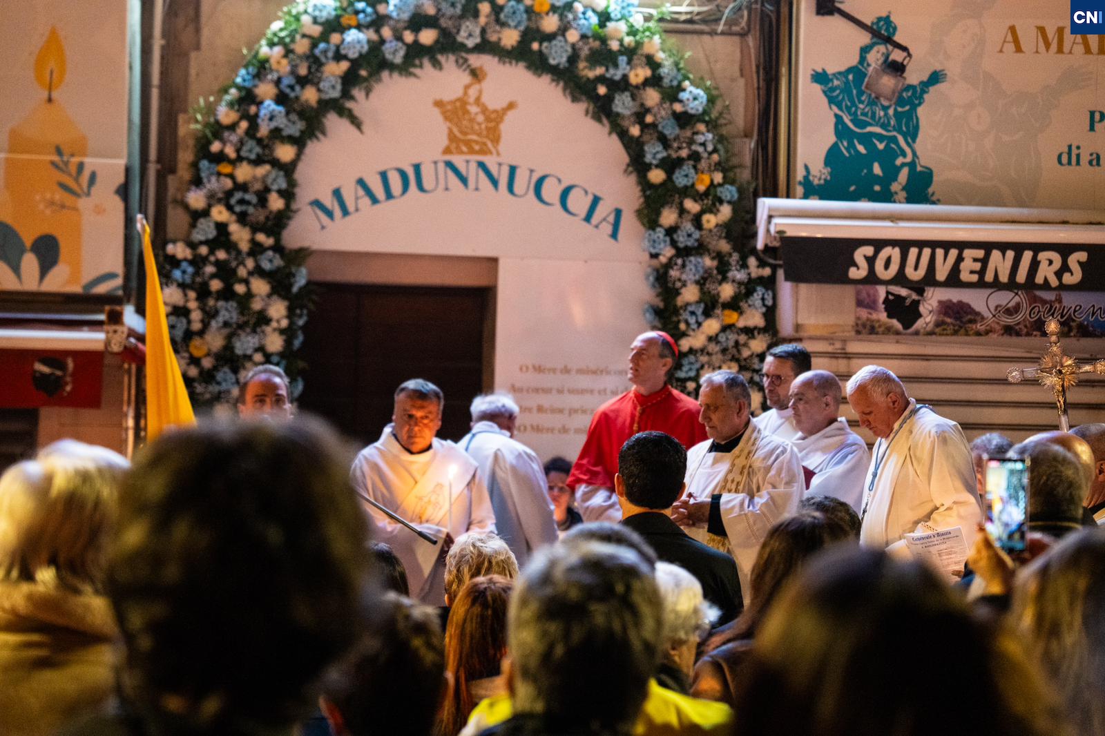 EN IMAGES - Procession et veillée de la Madunnuccia à Ajaccio : Une célébration empreinte de ferveur 