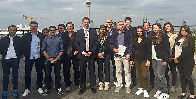 Les étudiants de l'IAE de Corte en compagnie de Rafael Daerr diplomate au ministère des Affaires Etrangères allemand