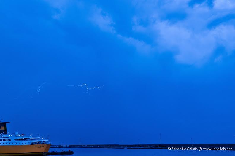 Images : Les orages s'estompent au-dessus du port de Bastia