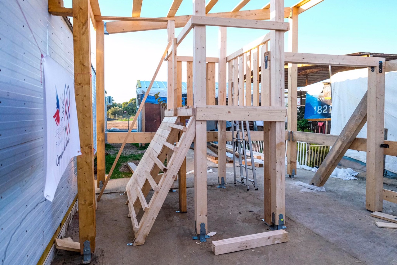 Per a Pace dans les camps de réfugiés Kurdes de Lavrio