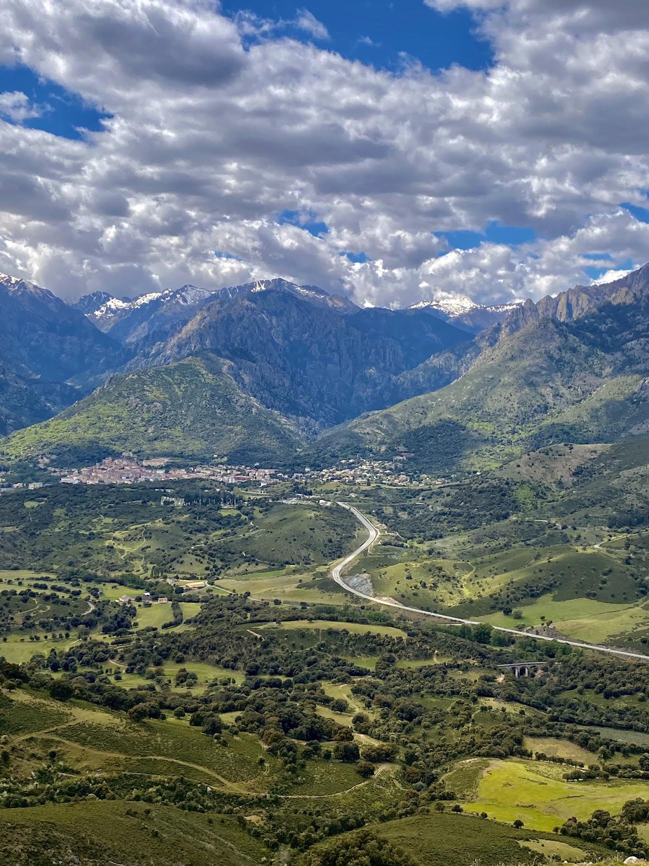 Corte vue vieux hameau du Zuccarellu, ruiné et abandonné depuis le 10eme siècle (Photo Fabiola Grazi)