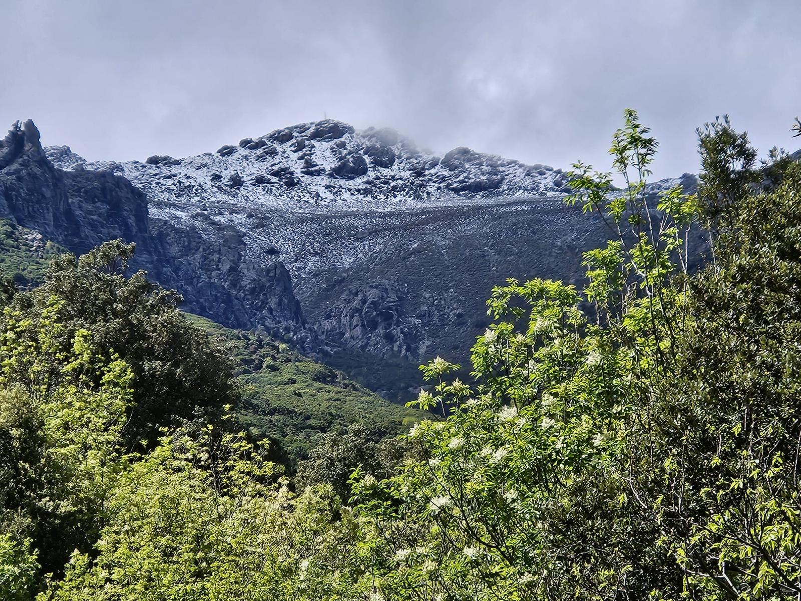 Monte Stellu sott’a neve d’Aprile (Marité VAlery)
