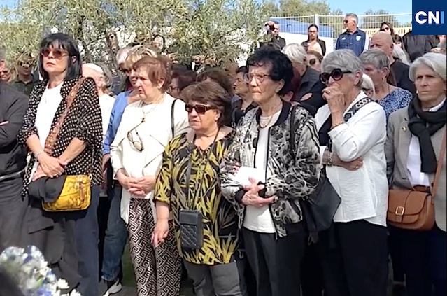 Les familles des victimes