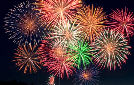 Prise d'armes, défilé du 2e REP, spectacle de rue, feu d'artifice pour le 14 juillet à Calvi