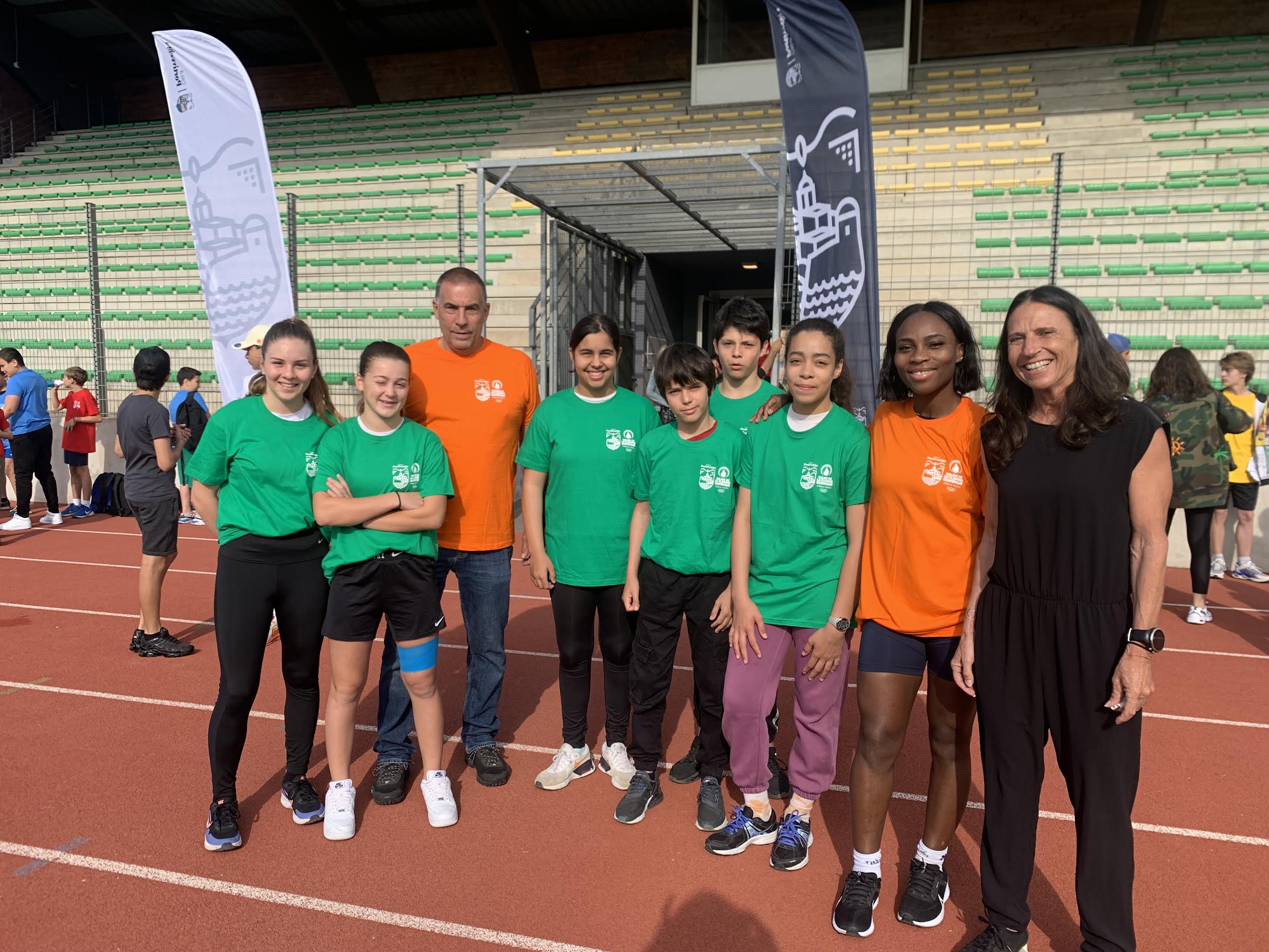 JO 2024 : Les enfants fêtent le passage de la flamme olympique à Porto Vecchio