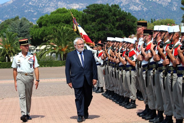 Jean-Marc Todeschini  a rendu hommage aux légionnaires du 2e Rep de Calvi 