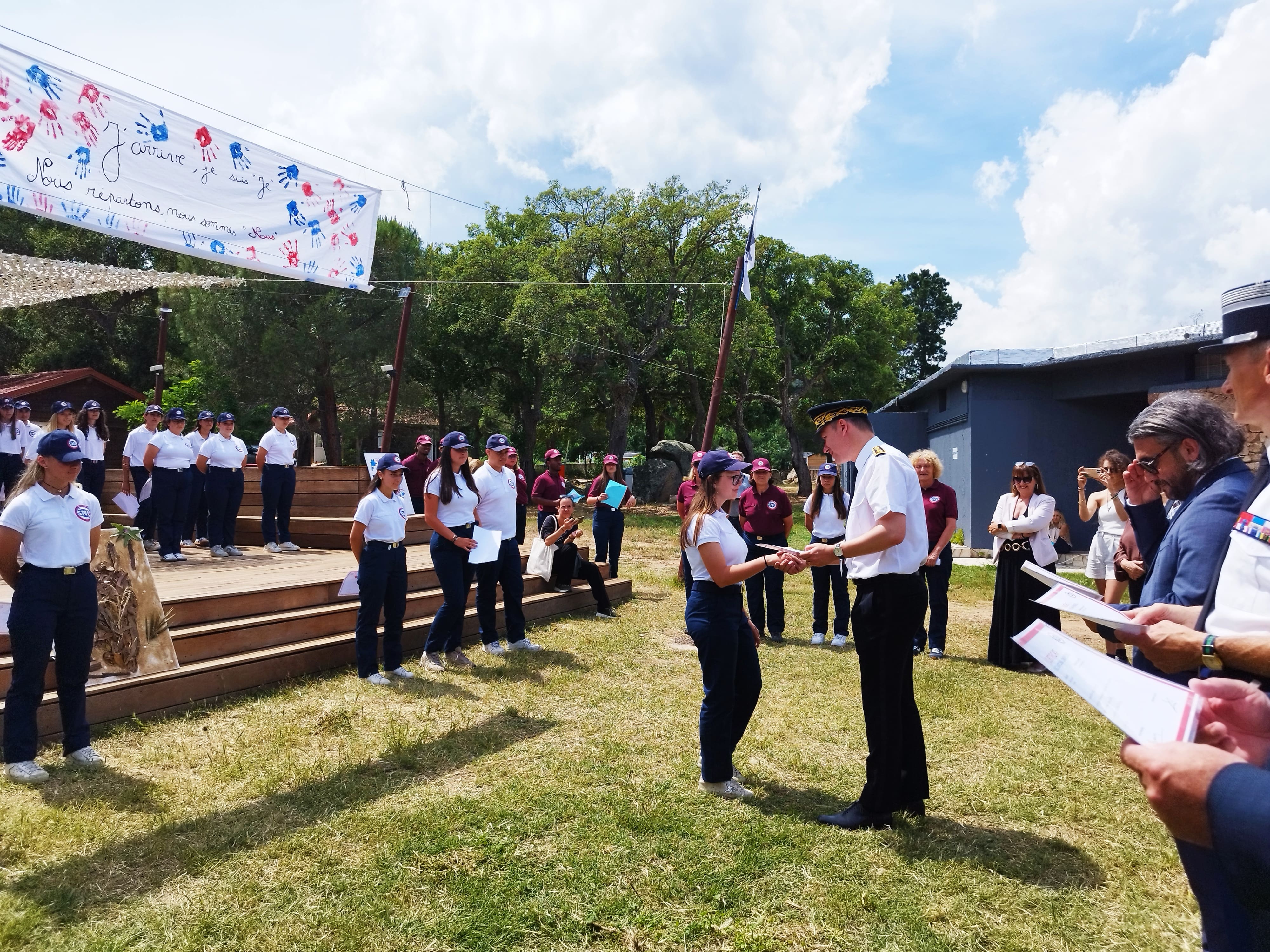 Les jeunes bastiais et ajacciens ont reçu un diplôme à la fin de la cérémonie.