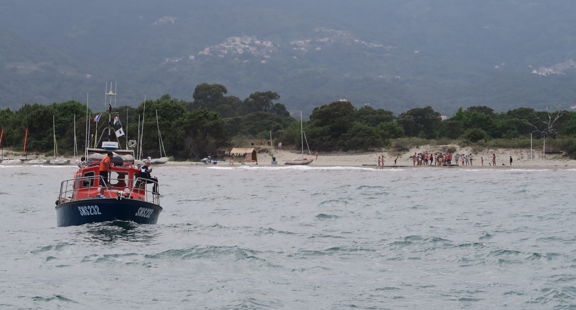 Une vedette s'échoue sur la plage de Sorbo-Ocagnano