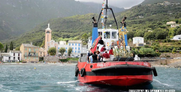 Bastia : Le pélerinage marin de la confrérie de Saint Charles à Lavasina