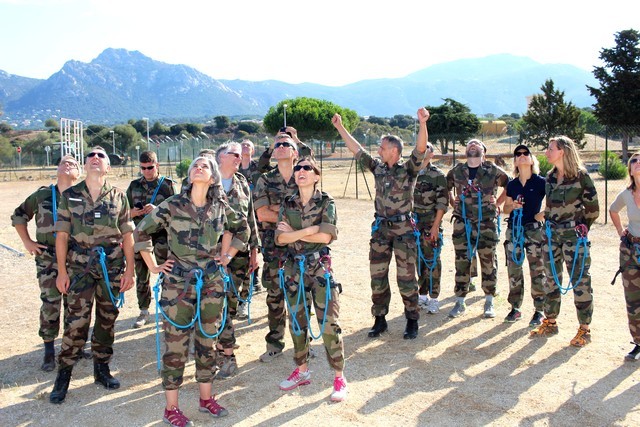 Session nationale « Politique de Défense » avec une centaine d'auditeurs de l’IHEDN au 2e REP de Calvi