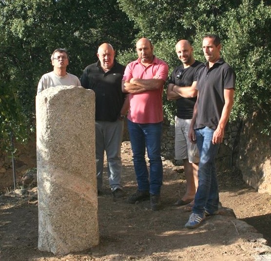 De gauche à droite: Jean Graziani, Vincent Orabona, lionel mortini, , maire de Belgodere, joseph-Mathieu Canioni, Laurent Ceccaldi, 1er adjoint en charge du patrimoine. Photos Casa Cumuna Belgodere