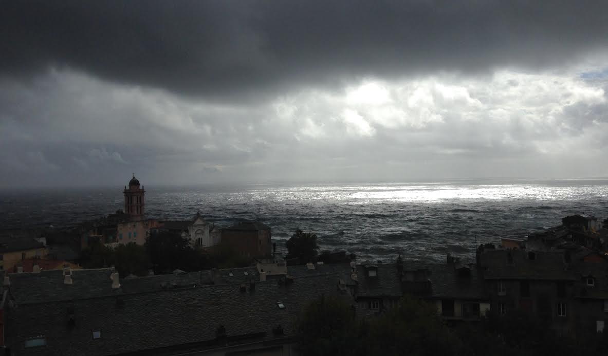 Bastia : orage sur la ville