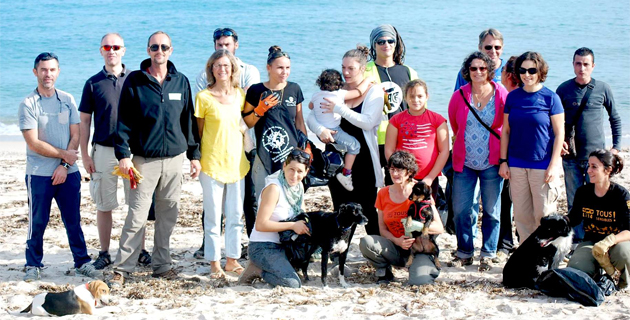 Opération de nettoyage et de protection de Corsica pulita et du Conservatoire des espaces naturels à Favona