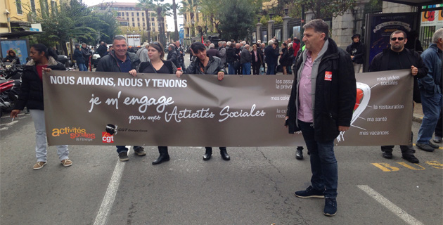 Ajaccio : Les retraités corses et les salariés EDF-CCAS manifestent dans la rue