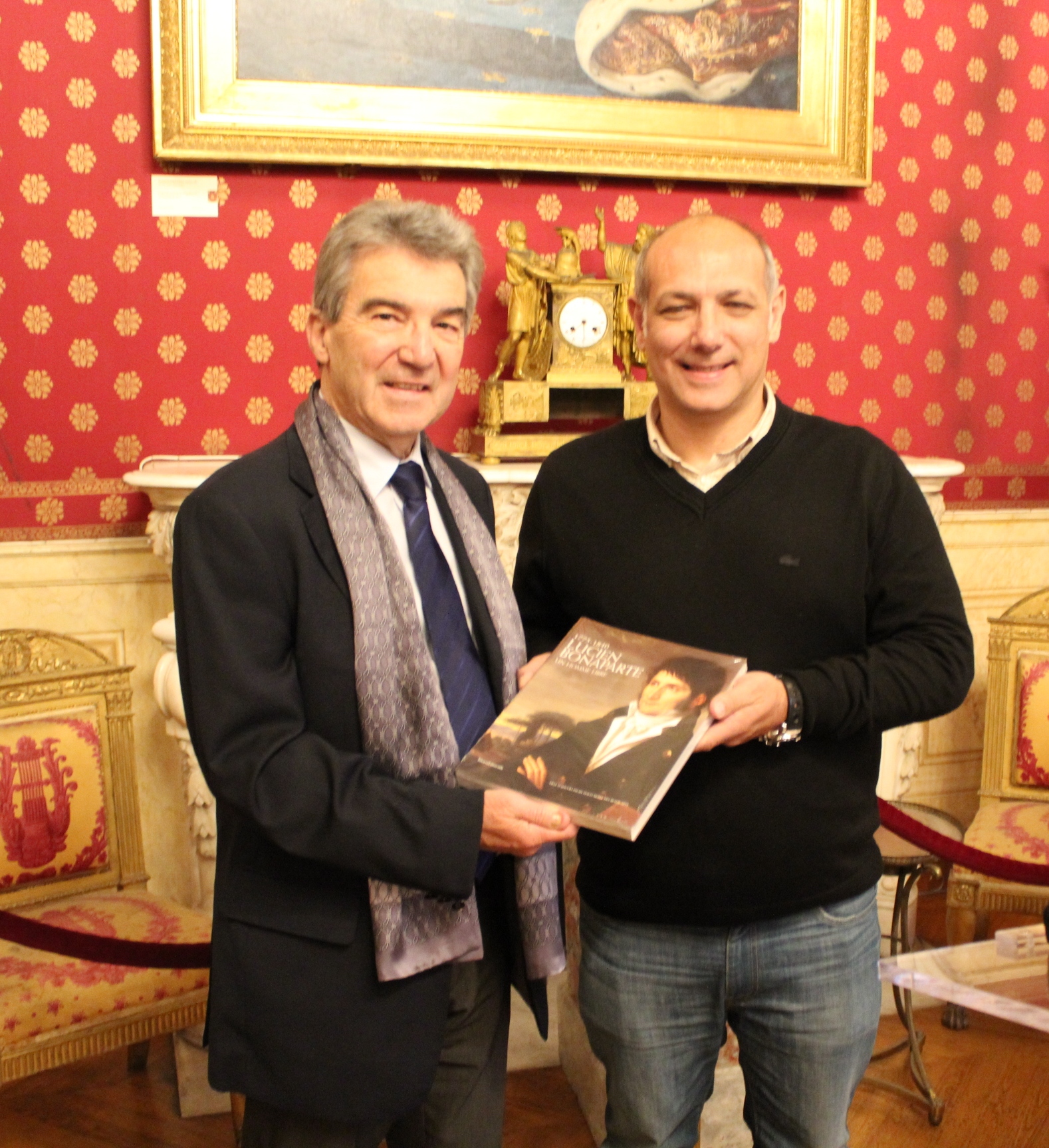 Le bureau fédéral de la Fédération française d'Athlétisme reçu à l’hôtel de ville d’Ajaccio