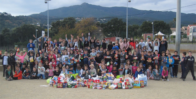 Les élèves de la filière bilingue de l'école de Borgu se mobilisent pour la Sant'Andria