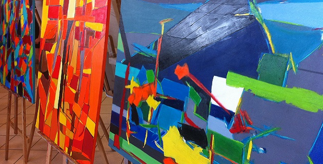 Ajaccio : L'artiste peintre Francesca dans le "Beau" au Borgu