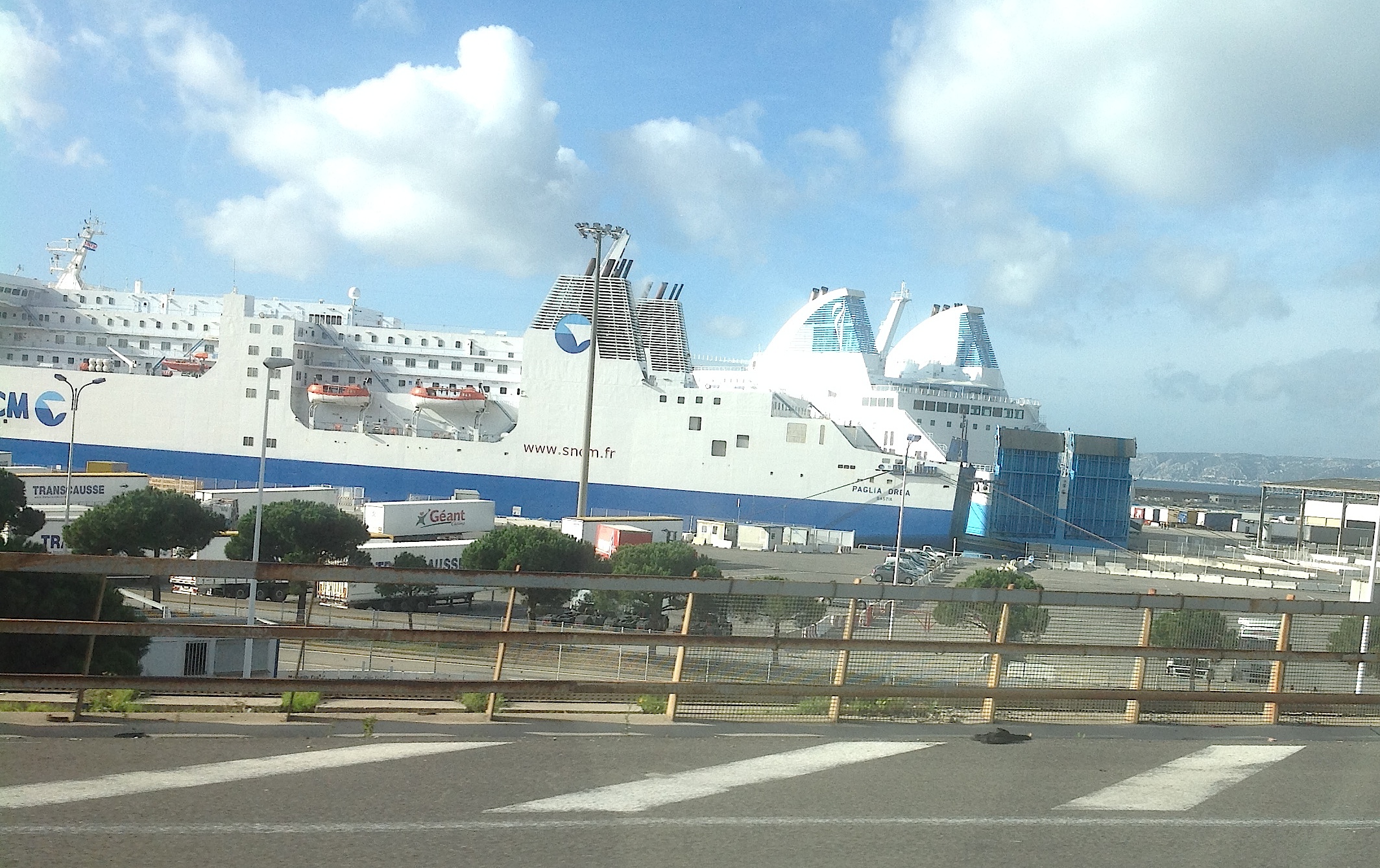 Le Paglia Orba et le Piana bloqués par la grève des marins CGT à Marseille